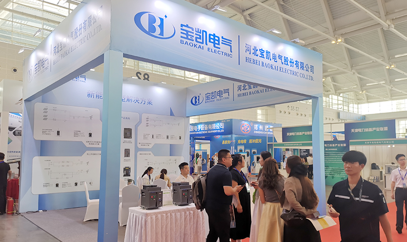 暴击行业天花板！jinnian金年会硬核技术亮相天津清洁能源展，引央视记者及能源产业巨头现场“挖宝”